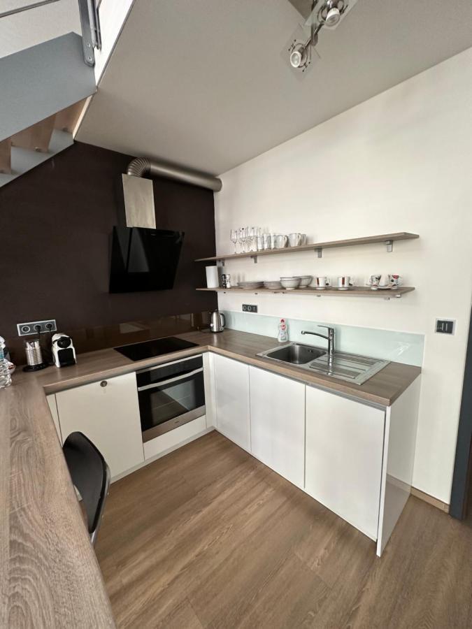 Apartments Palmovka ปราก ภายนอก รูปภาพ