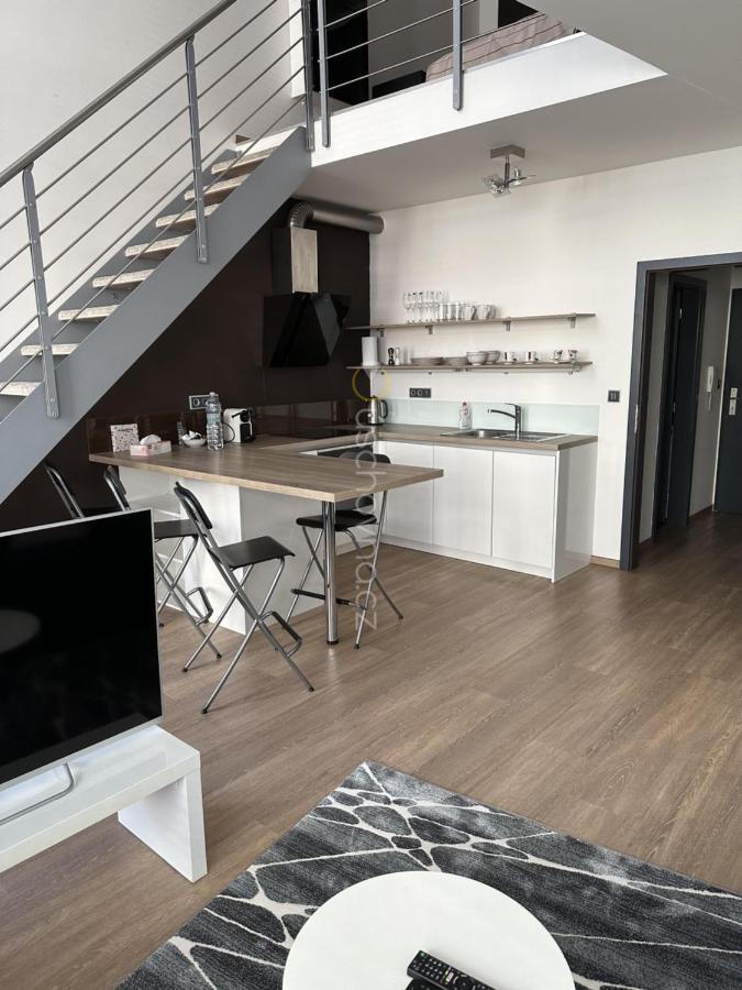 Apartments Palmovka ปราก ภายนอก รูปภาพ