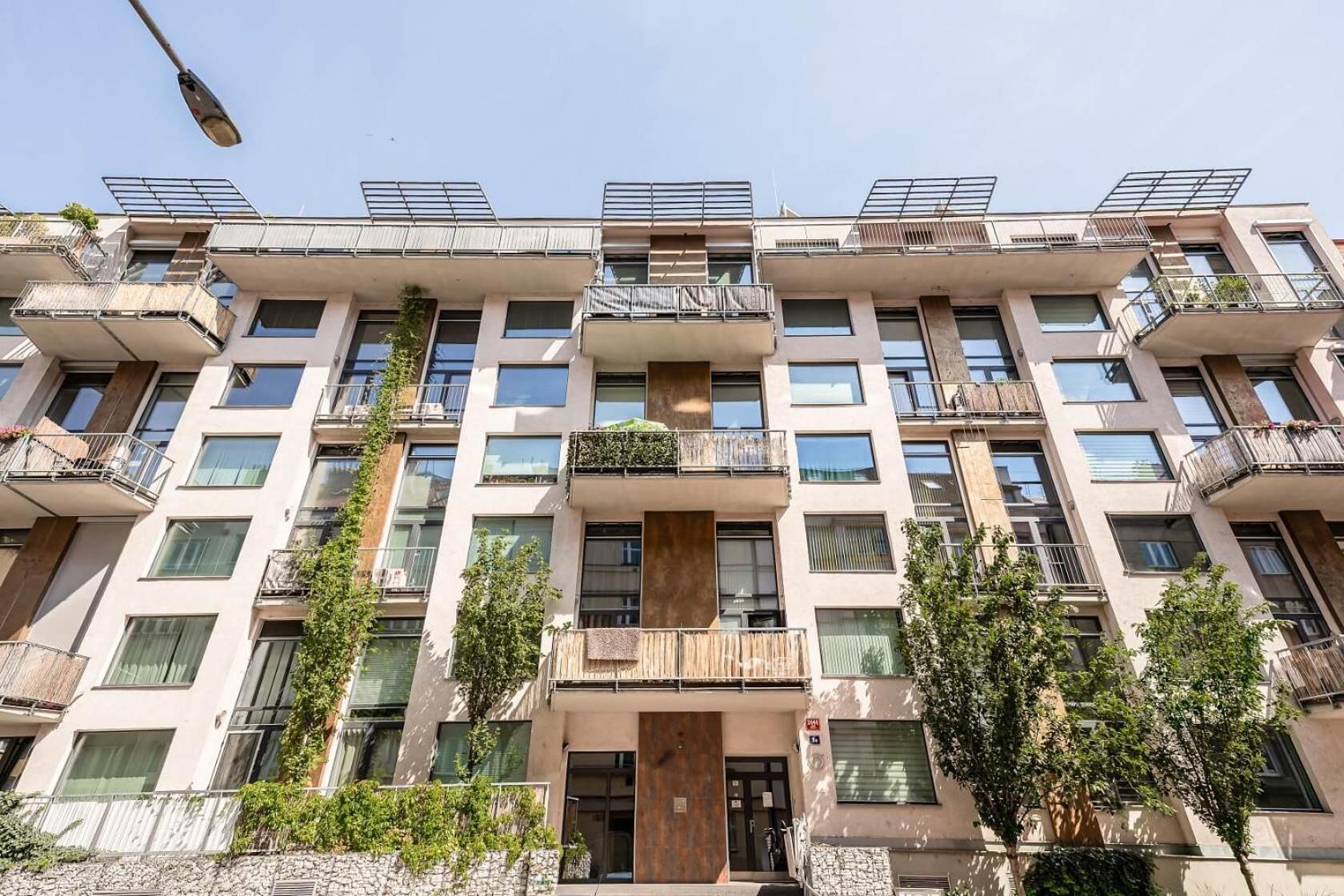 Apartments Palmovka ปราก ภายนอก รูปภาพ