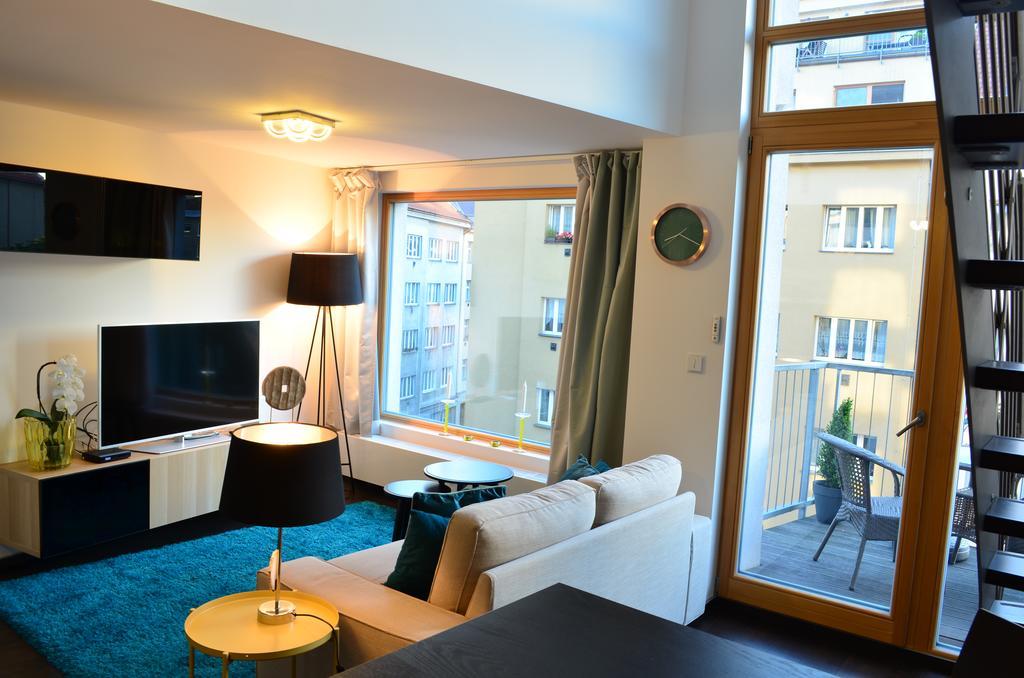 Apartments Palmovka ปราก ภายนอก รูปภาพ